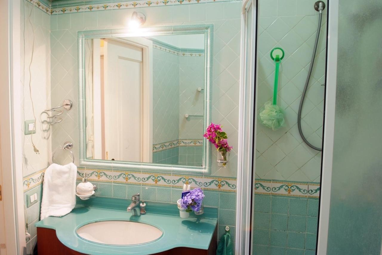 Vila Casa Di Titti Salerno Exteriér fotografie